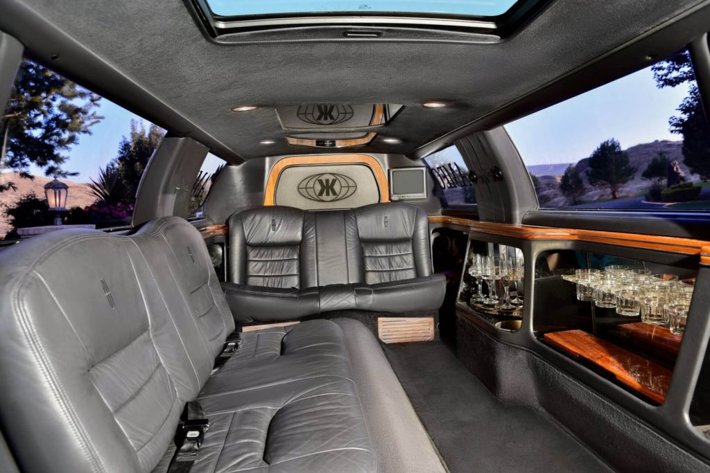 Cameo Heights Mansion Stretch Limo Interior